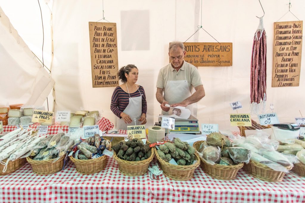 Buscar una forma lúdica de promoure els productes més típics de la nostra terra prioritzant la qualitat dels productes alimentaris que s'exposen

Més info